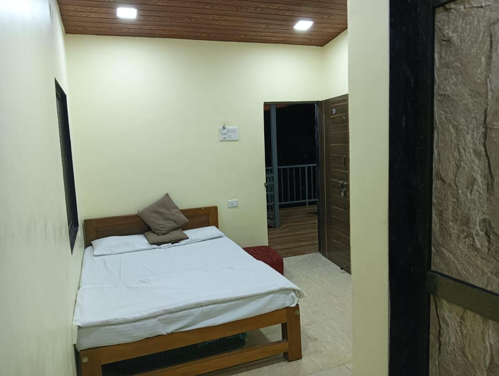 Gokul Cottage & Villa Revadanda Экстерьер фото